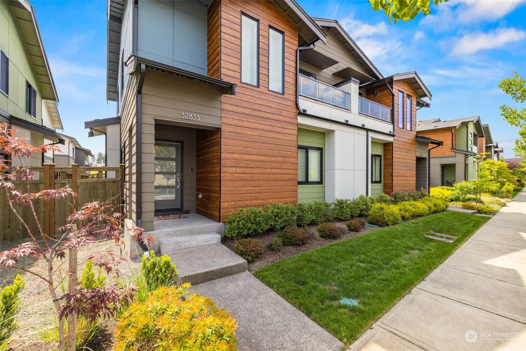 Property Photo: 32835 Madrona Avenue SE WA 98010