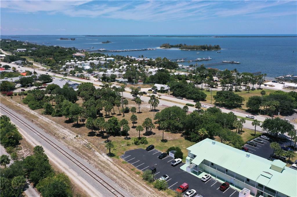 Property Photo:  1531 US Highway 1 Highway  FL 32958 