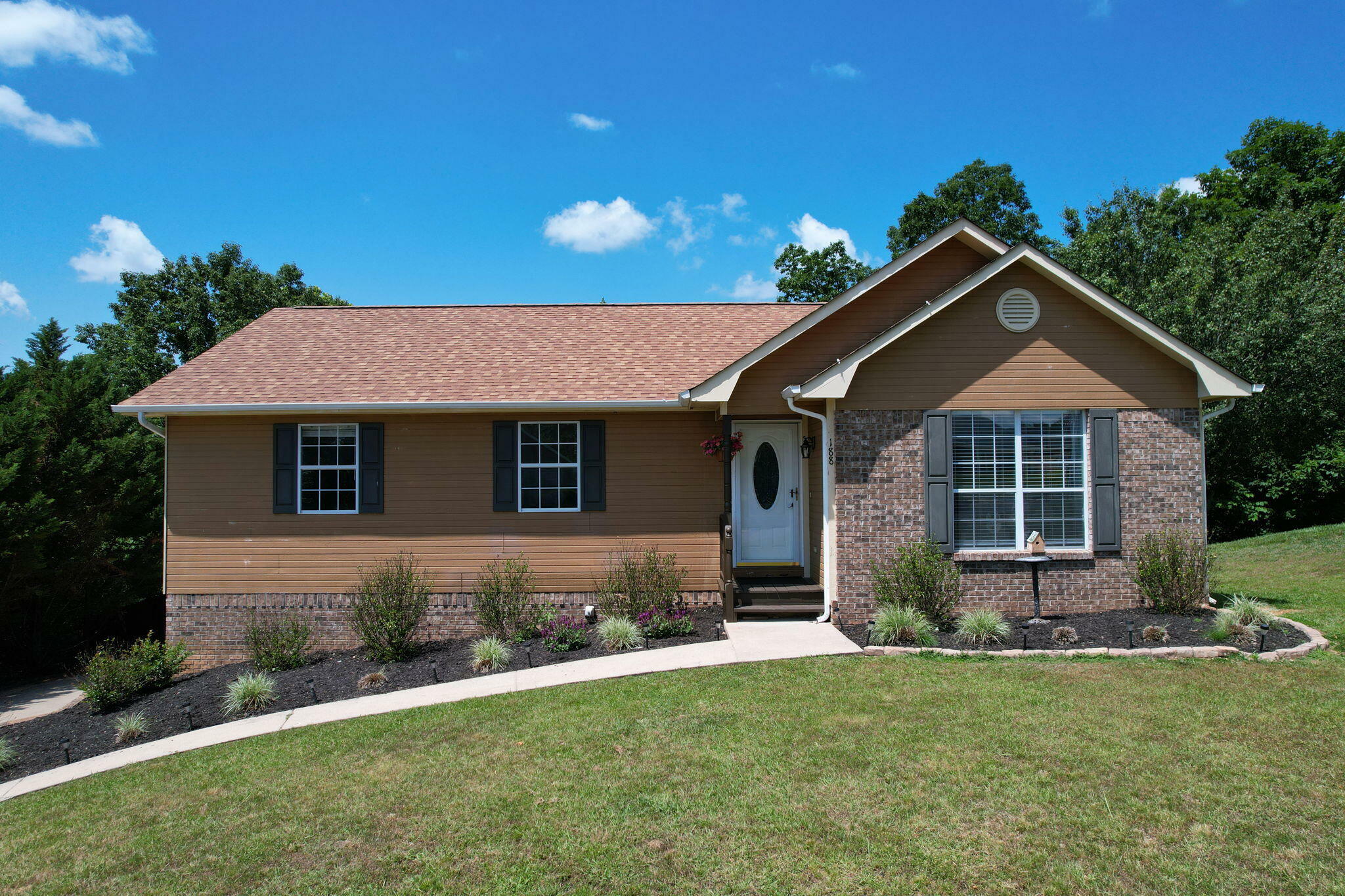 Property Photo:  188 Alexanders Circle NW  TN 37312 