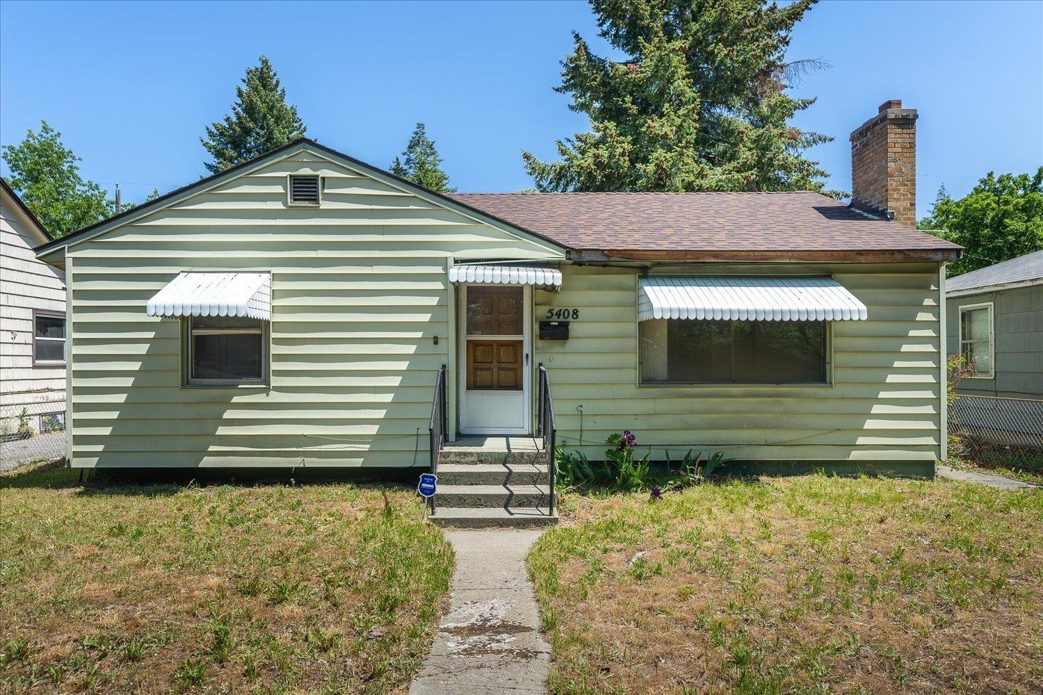 Property Photo:  5408 N Monroe St  WA 99205 