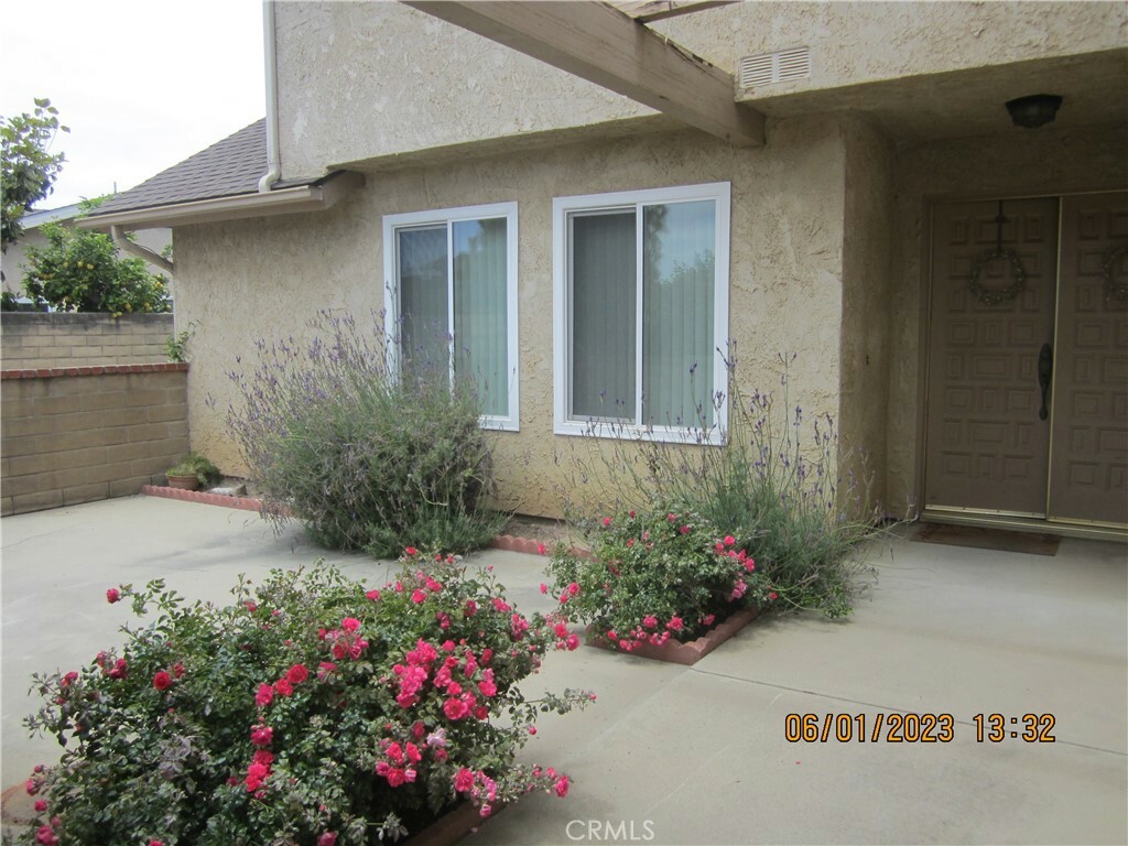 Property Photo:  731 E Bunny Avenue E  CA 93454 