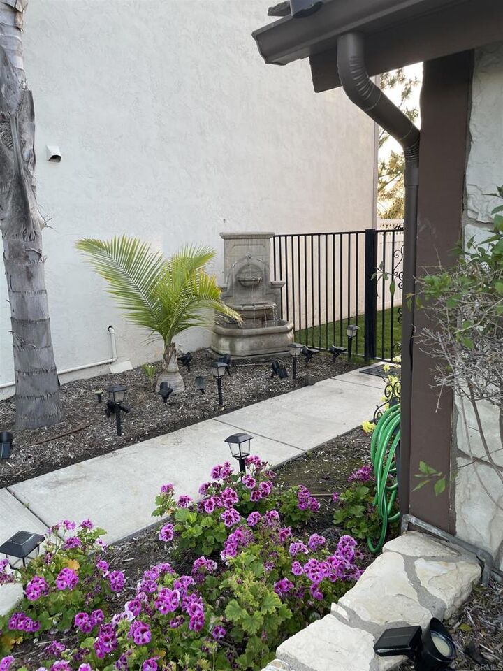 Property Photo:  5951 E Calle Principia  CA 92807 