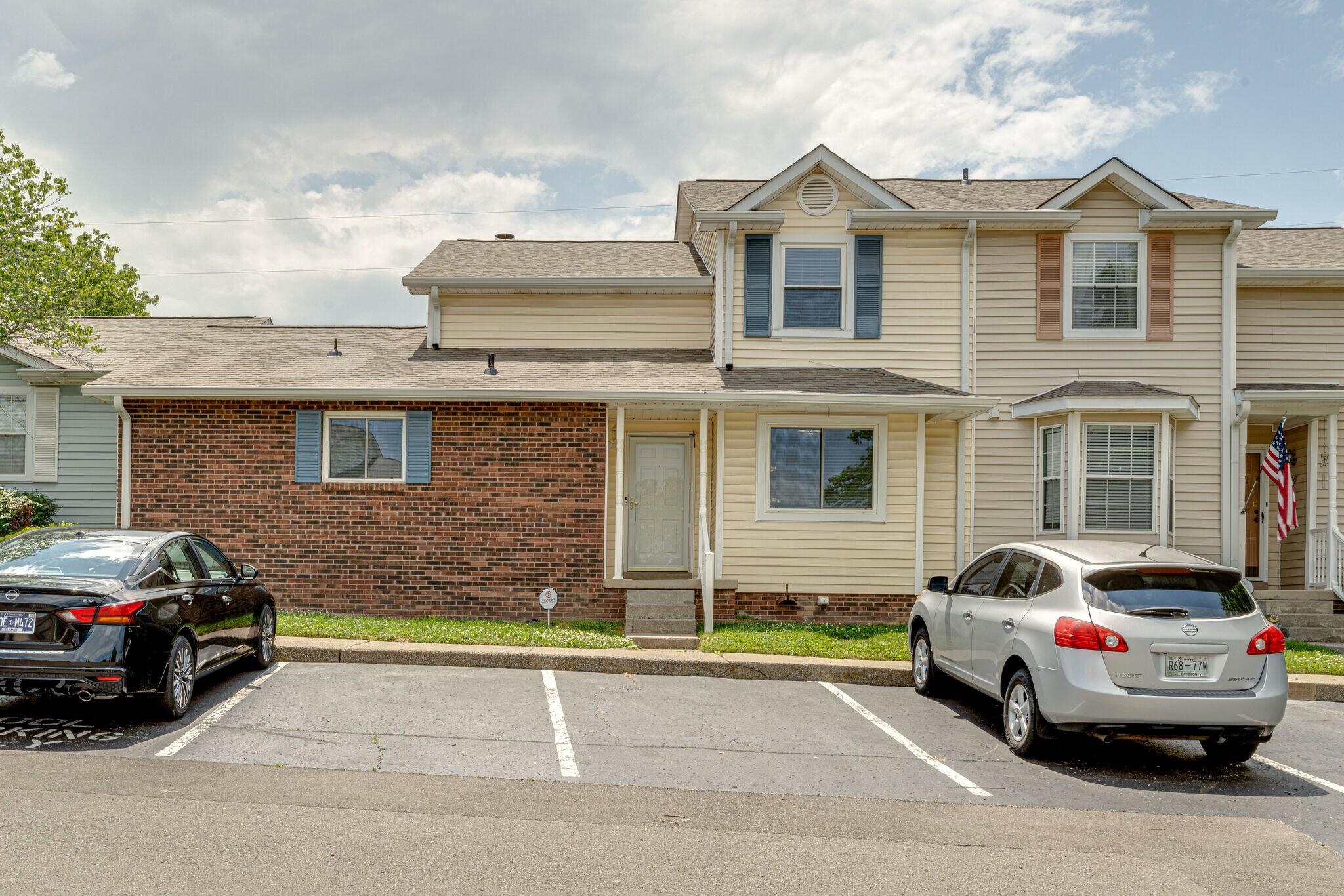 Property Photo: 57 Rolling Meadows Dr TN 37072