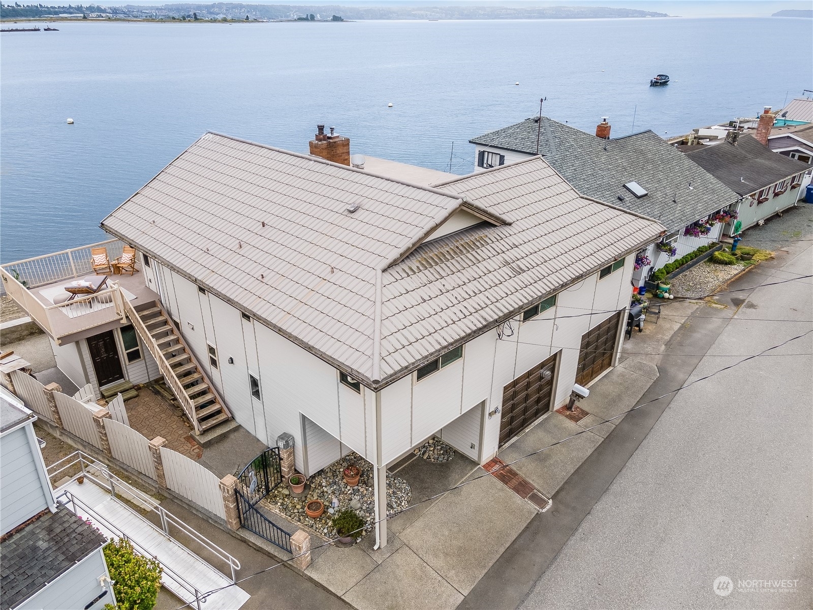 Property Photo:  302 Priest Point Drive NE  WA 98271 