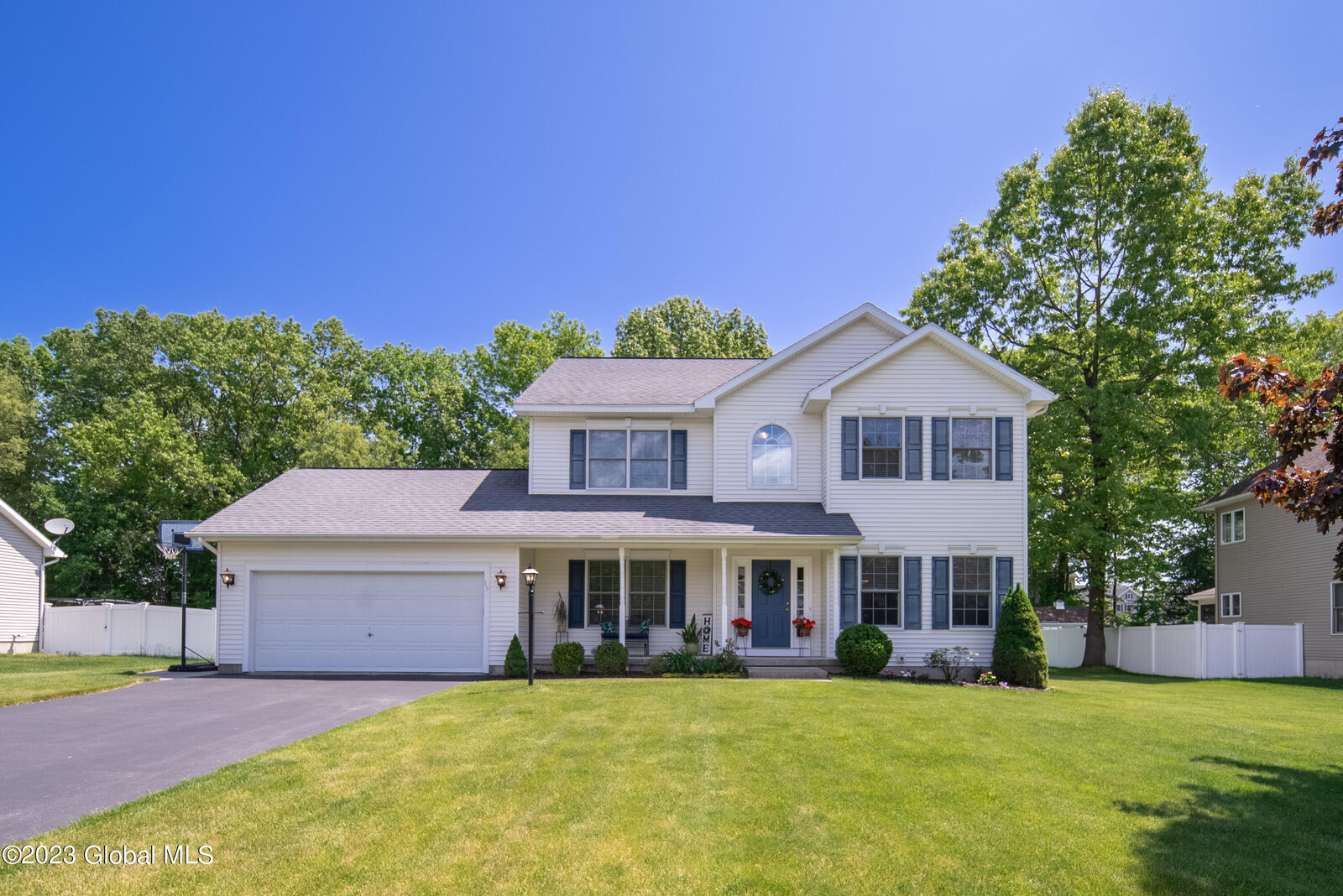 Property Photo:  15 Jarose Place  NY 12065 