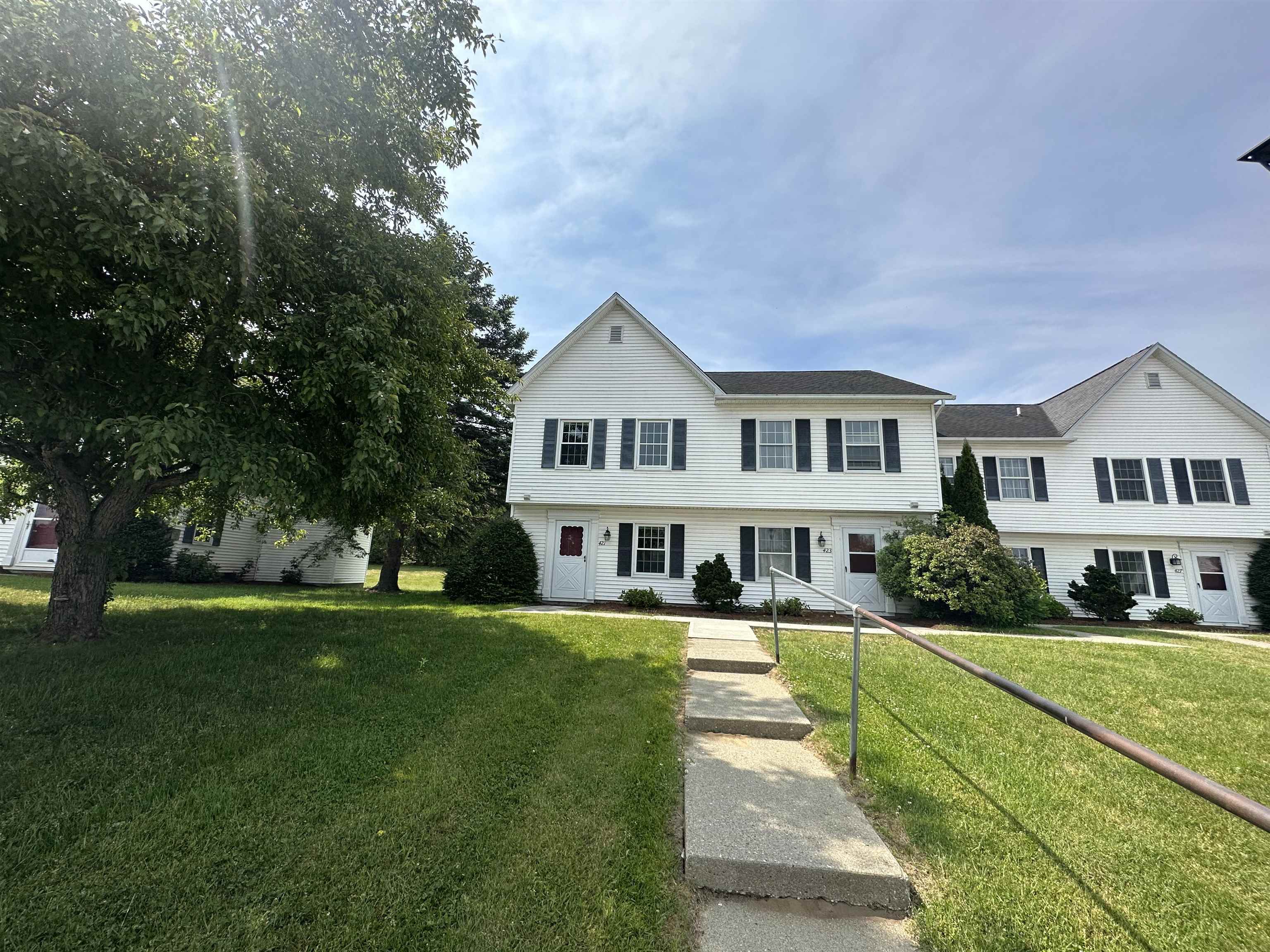 Property Photo: 421 Westview Circle 421 VT 05495