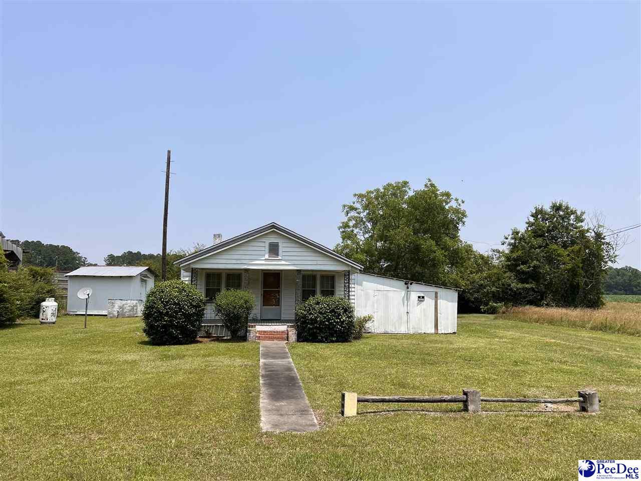 Property Photo:  496 Thompson Rd  SC 29554 