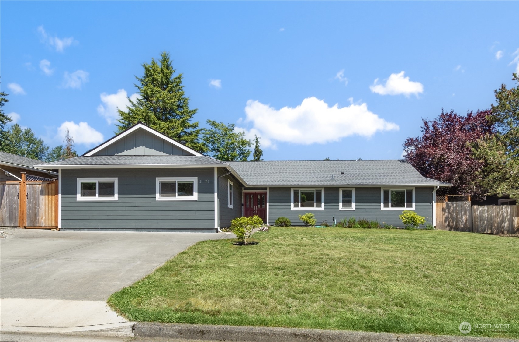 Property Photo:  14734 112th Avenue NE  WA 98034 