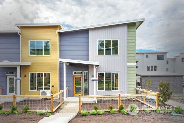 Property Photo:  4244 Braeburn Lane 34  WA 98226 