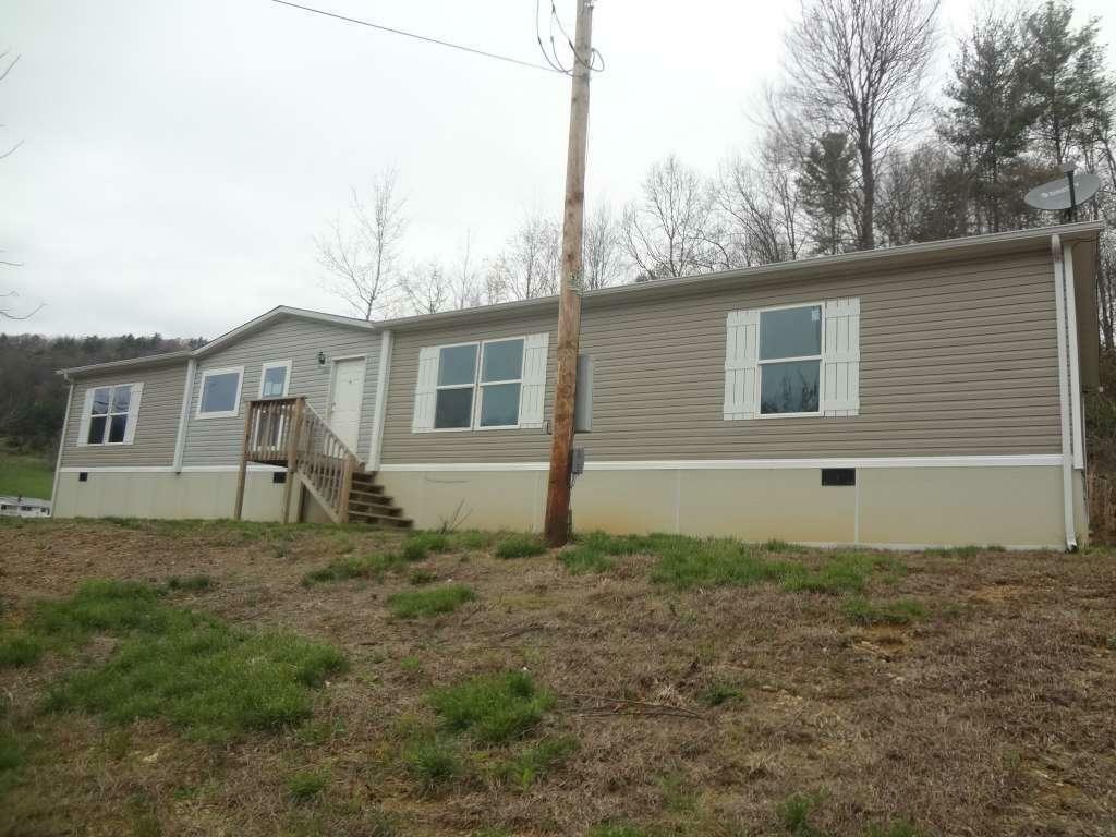 Property Photo:  1043 Pine Orchard Road  TN 37640 