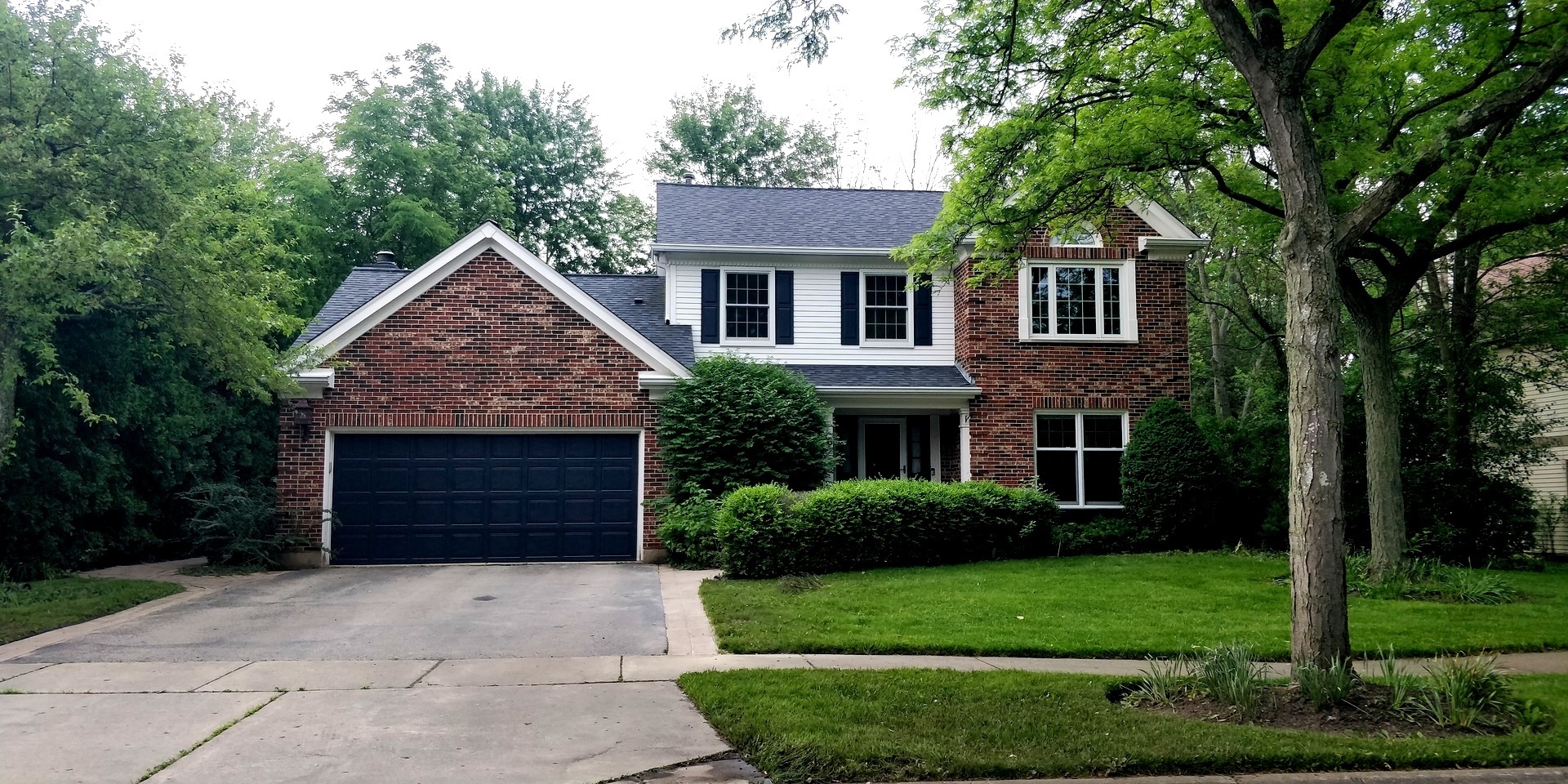 Property Photo:  30 Copperwood Drive  IL 60089 
