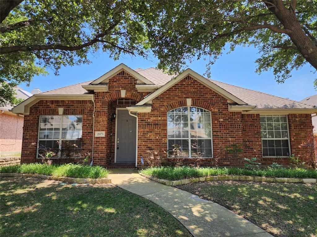 Property Photo: 2075 Crestlake Drive TX 75087