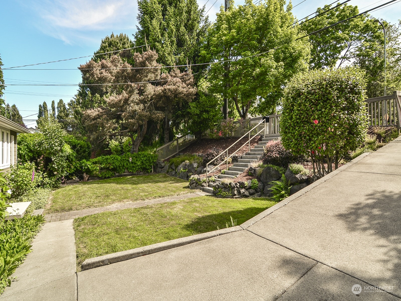 Property Photo:  7115 16th Avenue SW  WA 98106 