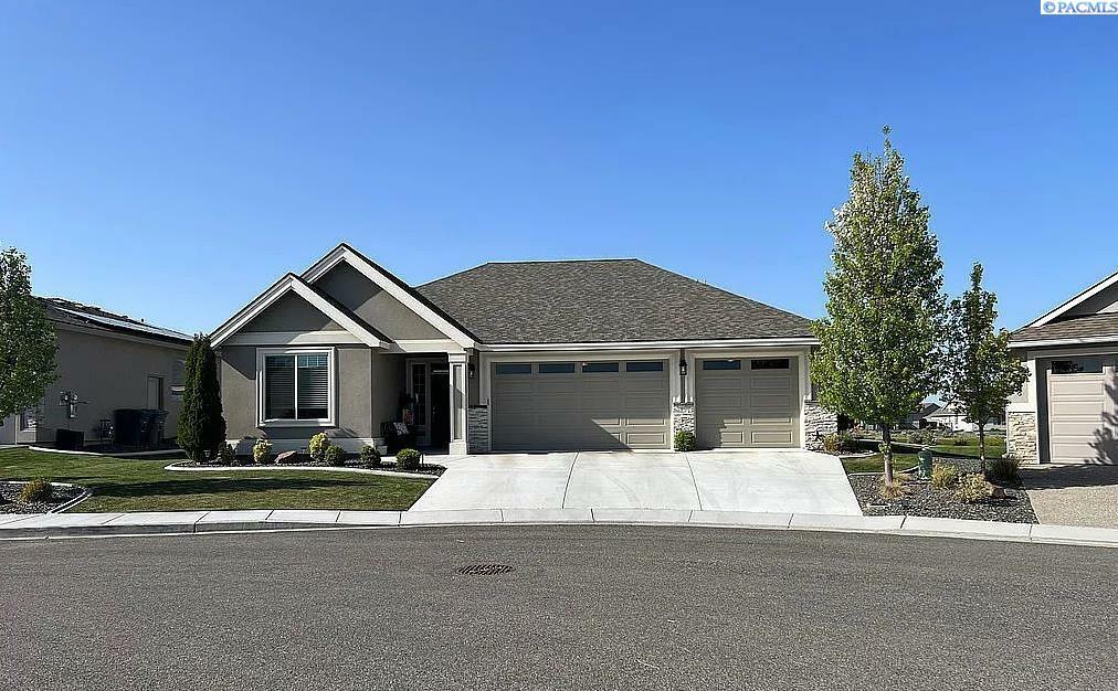 Property Photo:  3134 Redhawk Dr  WA 99354 