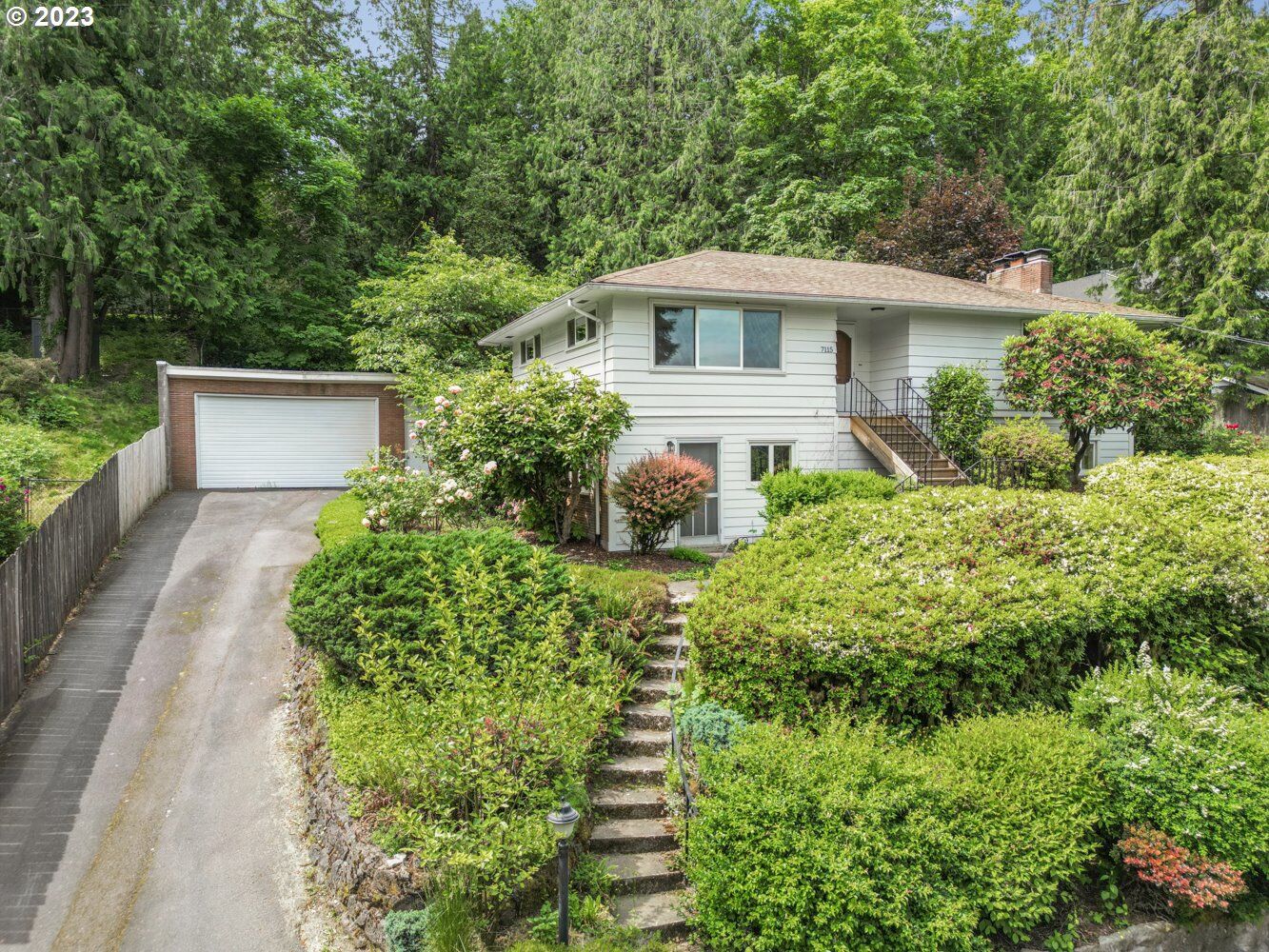 Property Photo: 7115 SE 118th Dr OR 97266