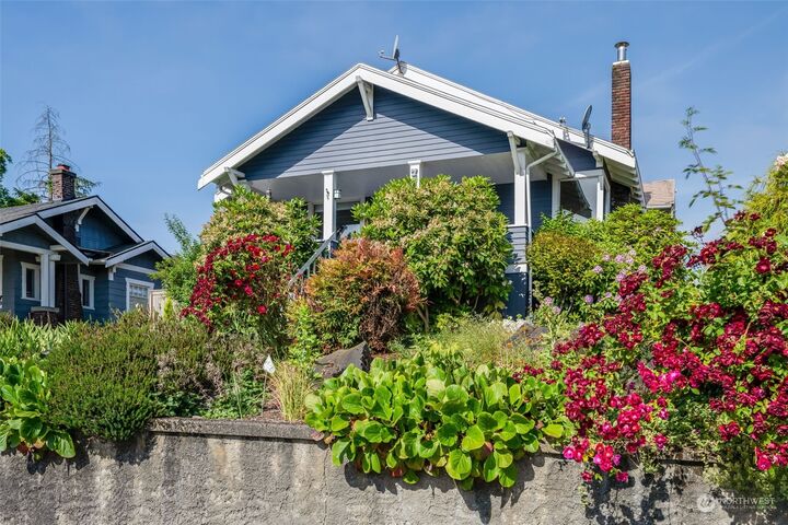 Property Photo: 7103 35th Avenue SW WA 98126