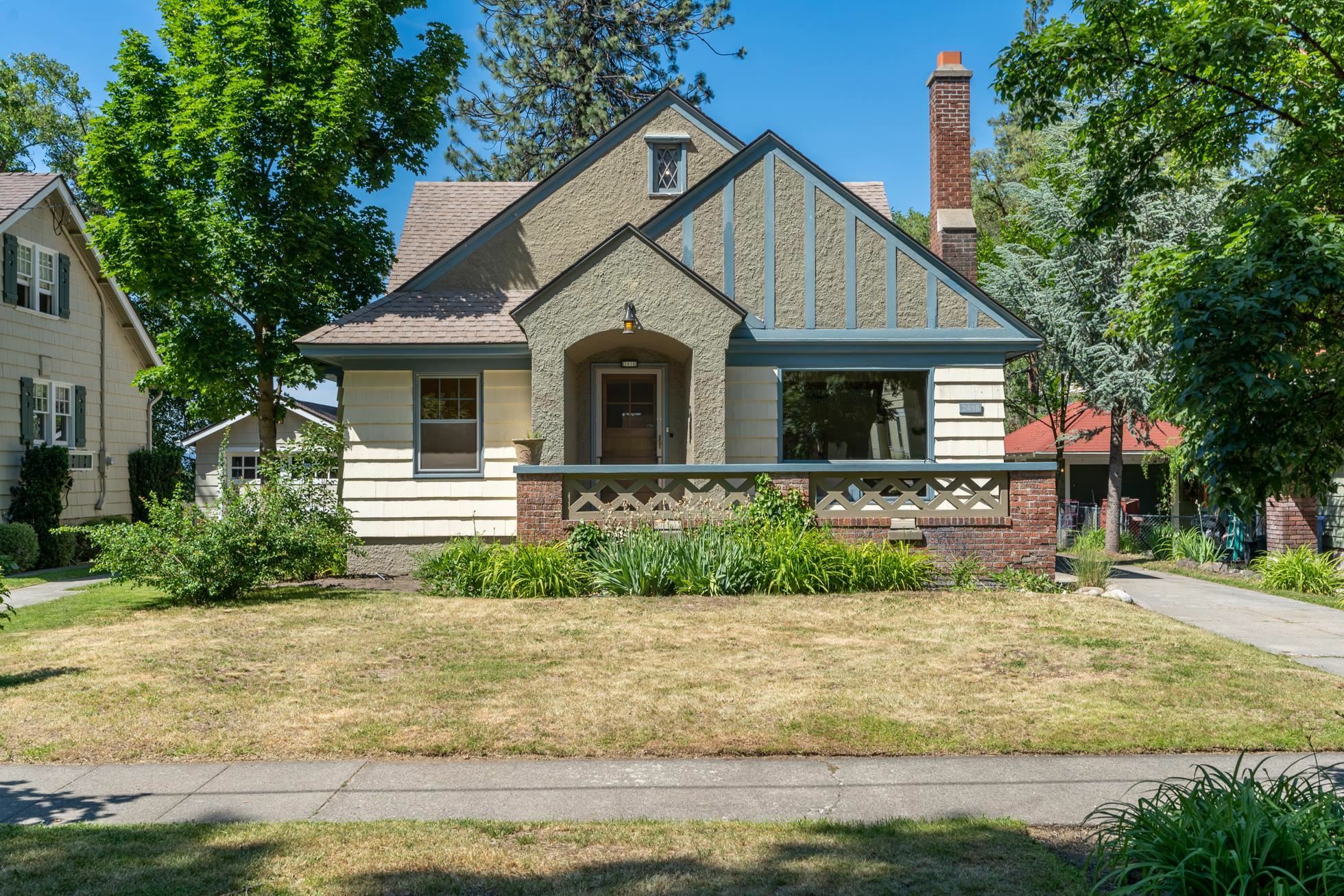 Property Photo:  2418 W Pacific Ave  WA 99201 