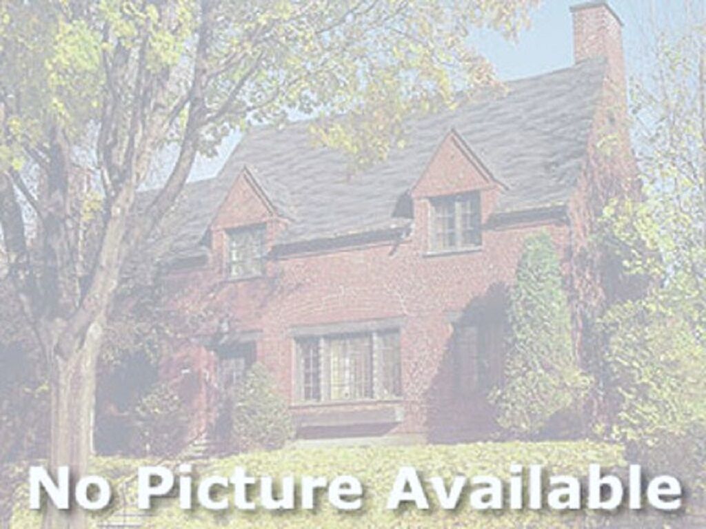 Property Photo:  107 Stonebridge Road  NY 14072 