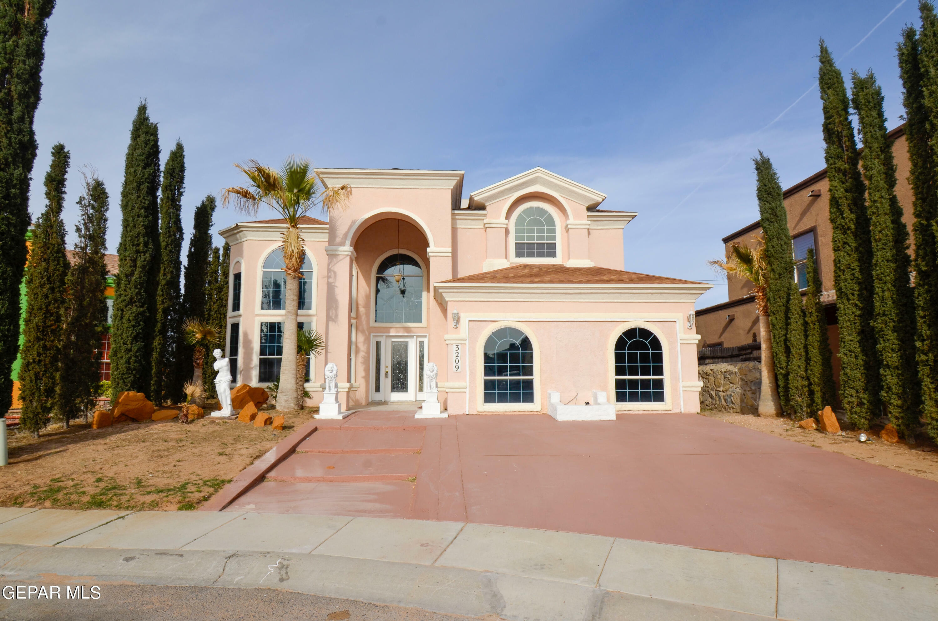 Property Photo: 3209 Tierra Ave Place TX 79938