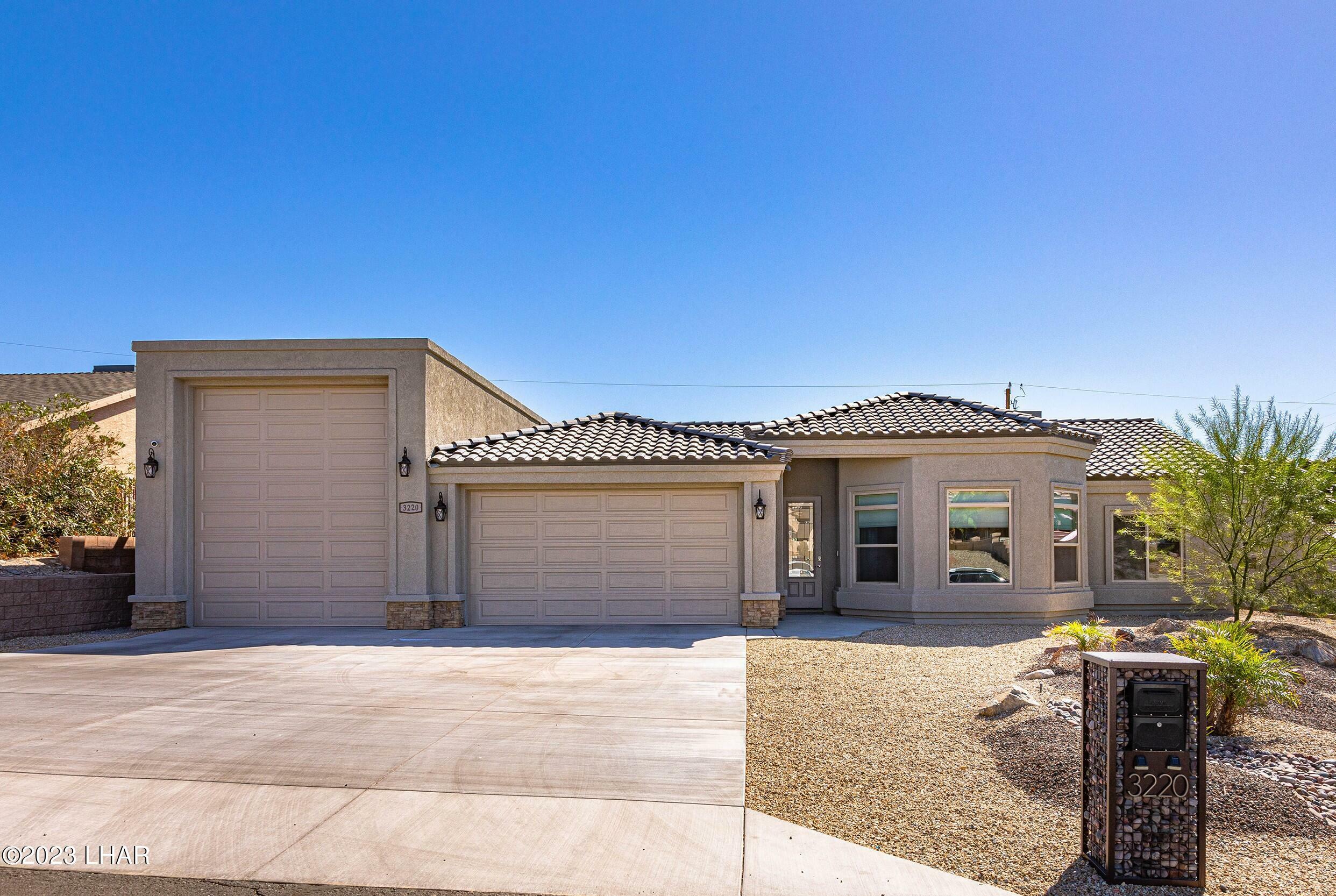 Property Photo:  3220 Fan Palm Dr  AZ 86404 