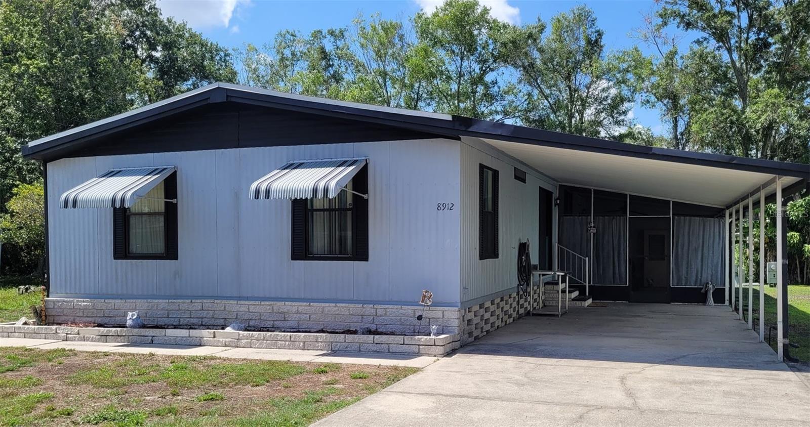 8912 Fox Trail  Tampa FL 33626 photo