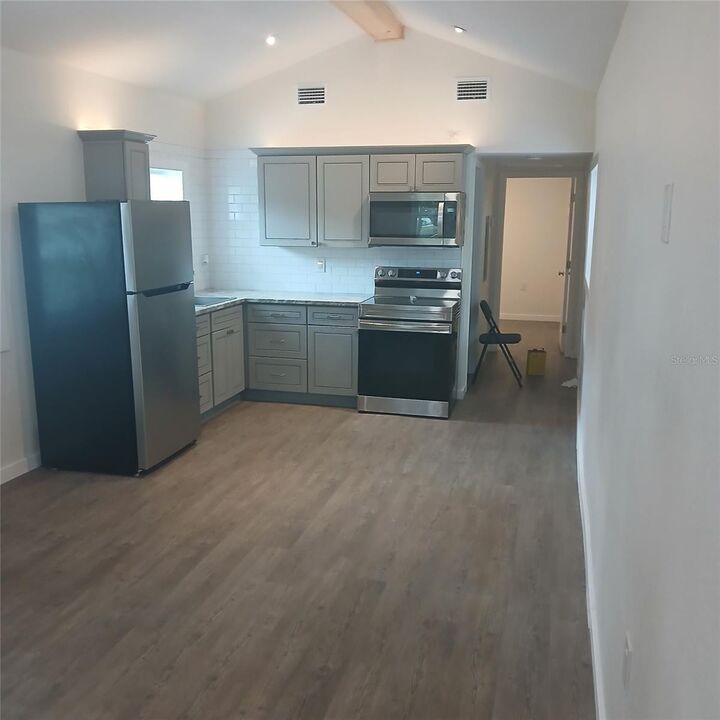 Property Photo: 198 Broad Street 14 FL 34604