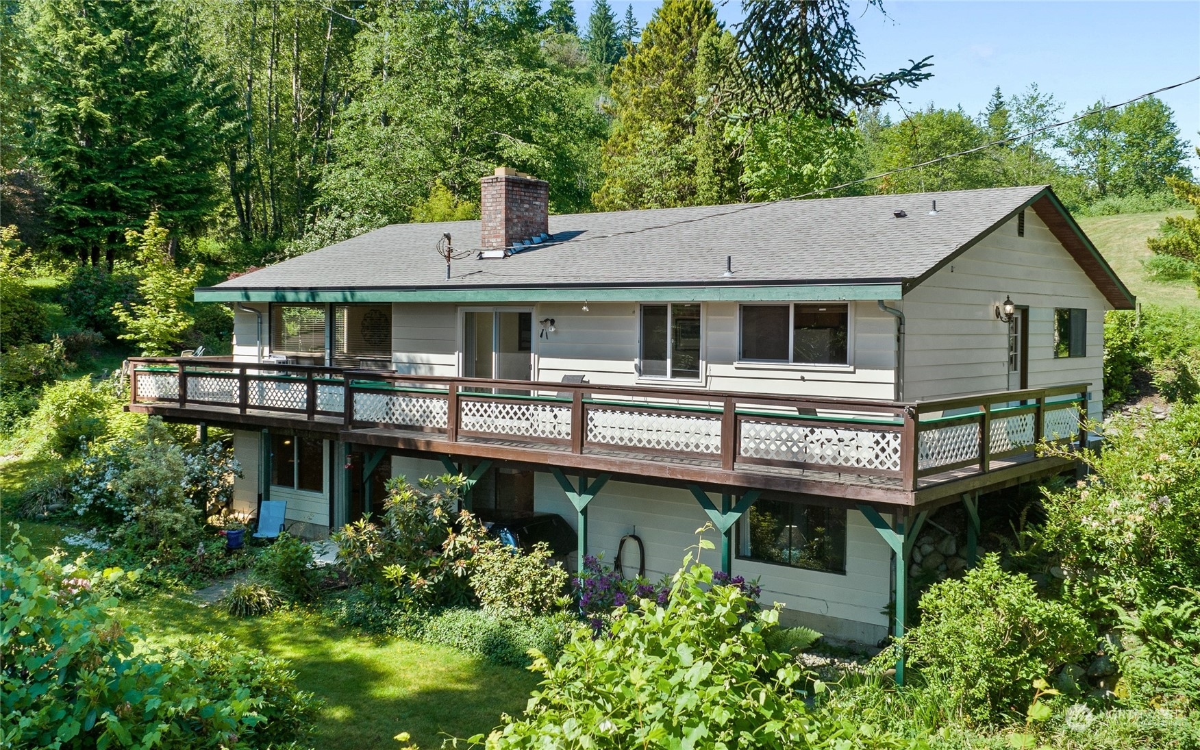 Property Photo: 27405 SE 256th Street WA 98051