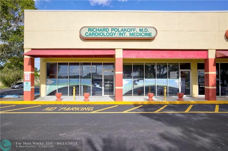 7118 N Nob Hill Rd 7132  Tamarac FL 33321 photo