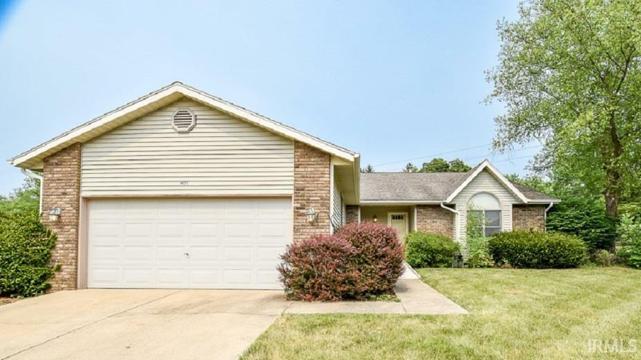 4421 E Carrington Court  Bloomington IN 47401-8108 photo