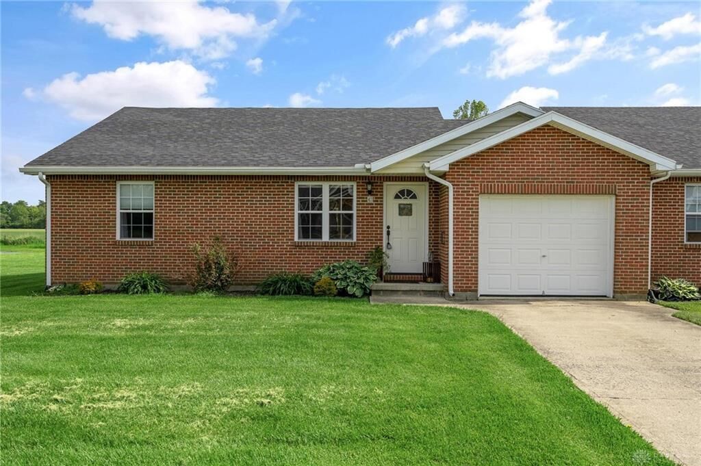 Property Photo: 5953 Farmers Road 5F OH 45146