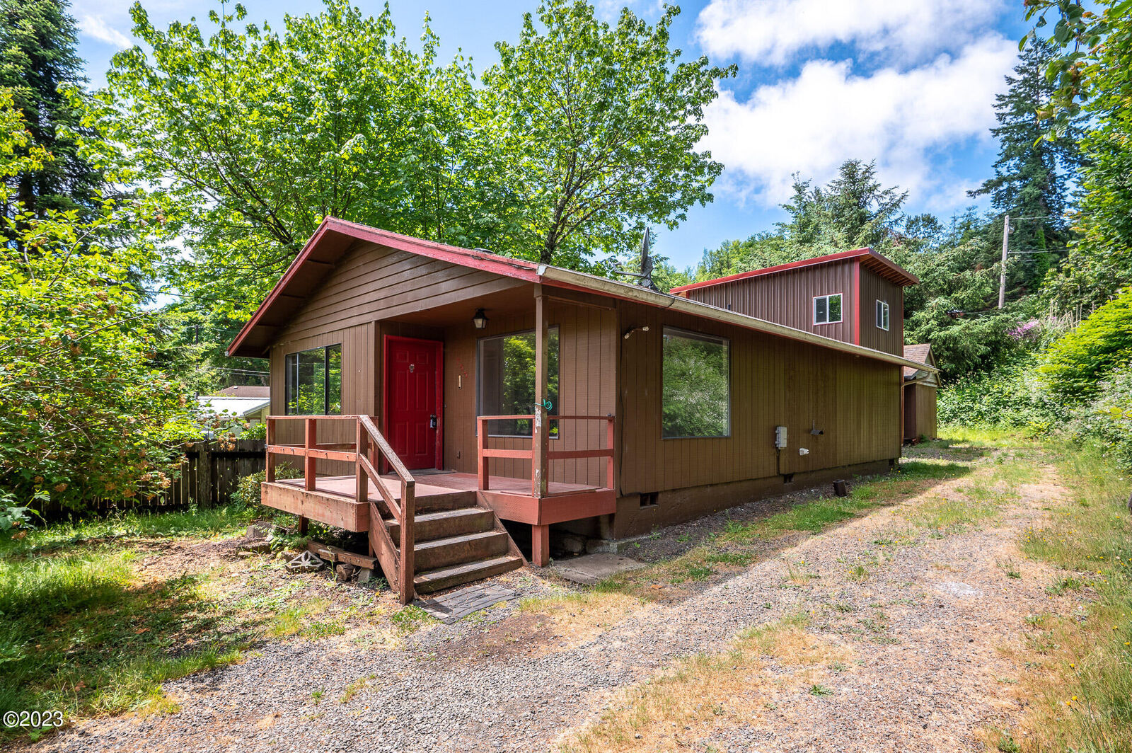 Property Photo: 755 NE Hwy 20 OR 97391