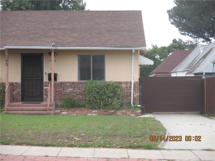 Property Photo:  1080 N El Molino Avenue  CA 91104 