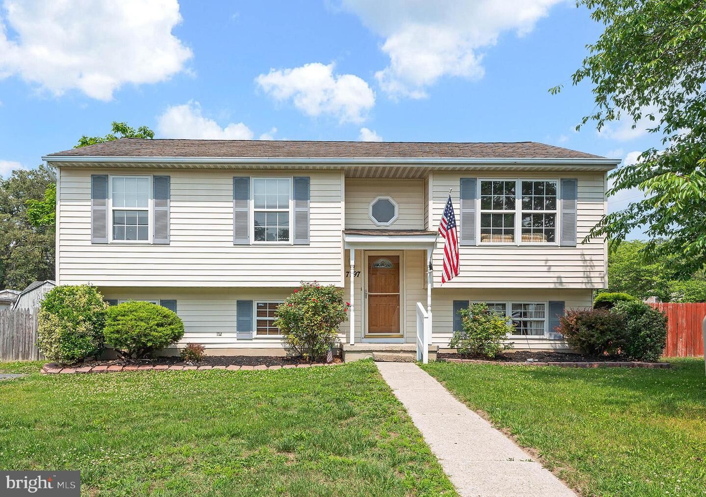 Property Photo: 7797 Catherine Avenue MD 21122