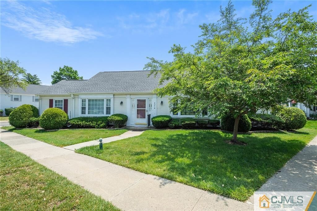 Property Photo: 434 Newport Way B NJ 08831