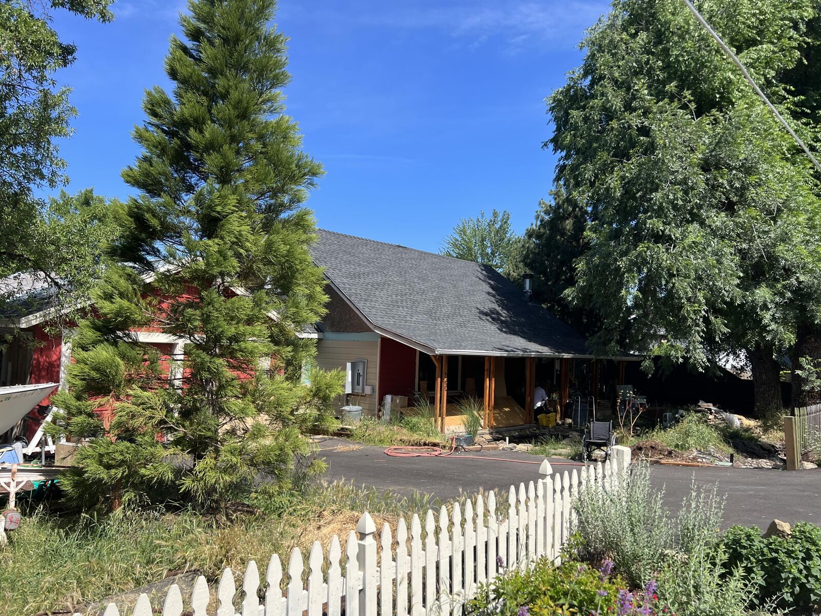 Property Photo:  560 G Street  OR 97530 