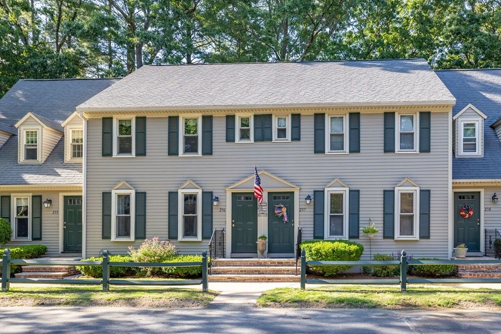 Property Photo:  236 Wellman Ave 236  MA 01863 