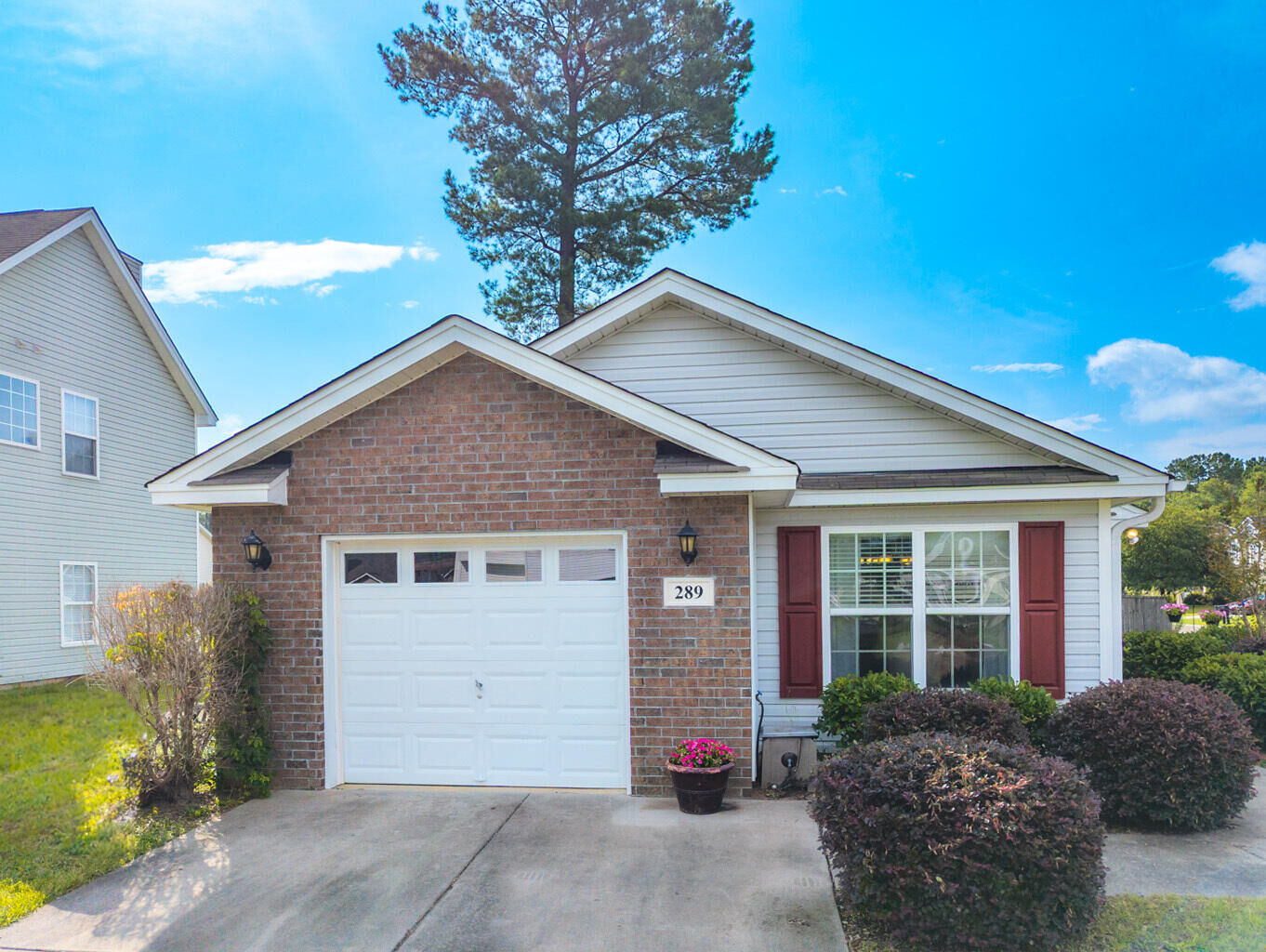 Property Photo:  289 Westbrooke Road  SC 29486 