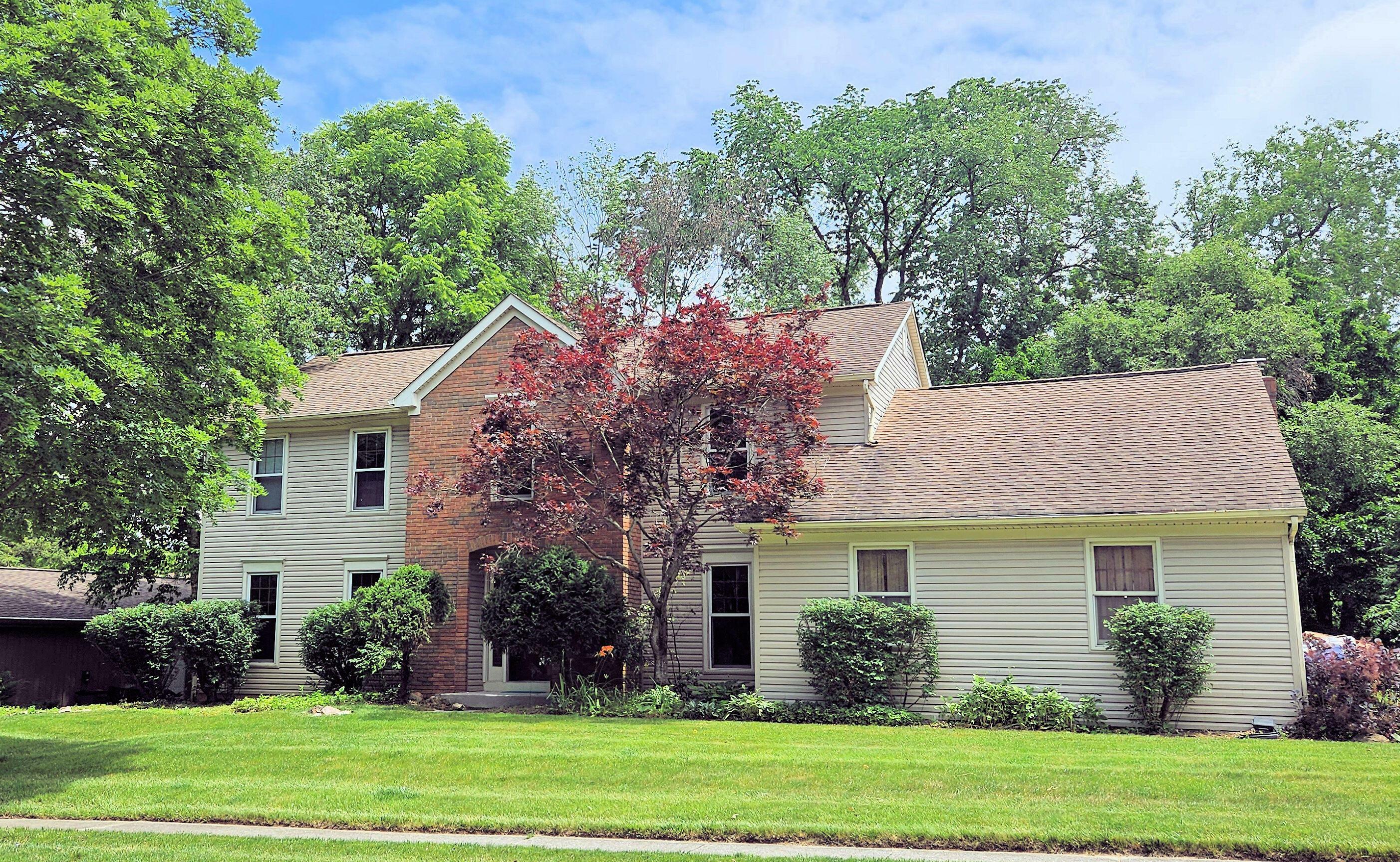 Property Photo: 823 Troon Trail OH 43085