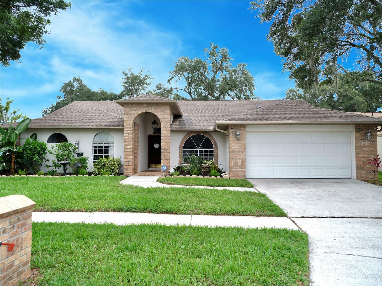 Property Photo:  918 Daphne Drive  FL 33510 