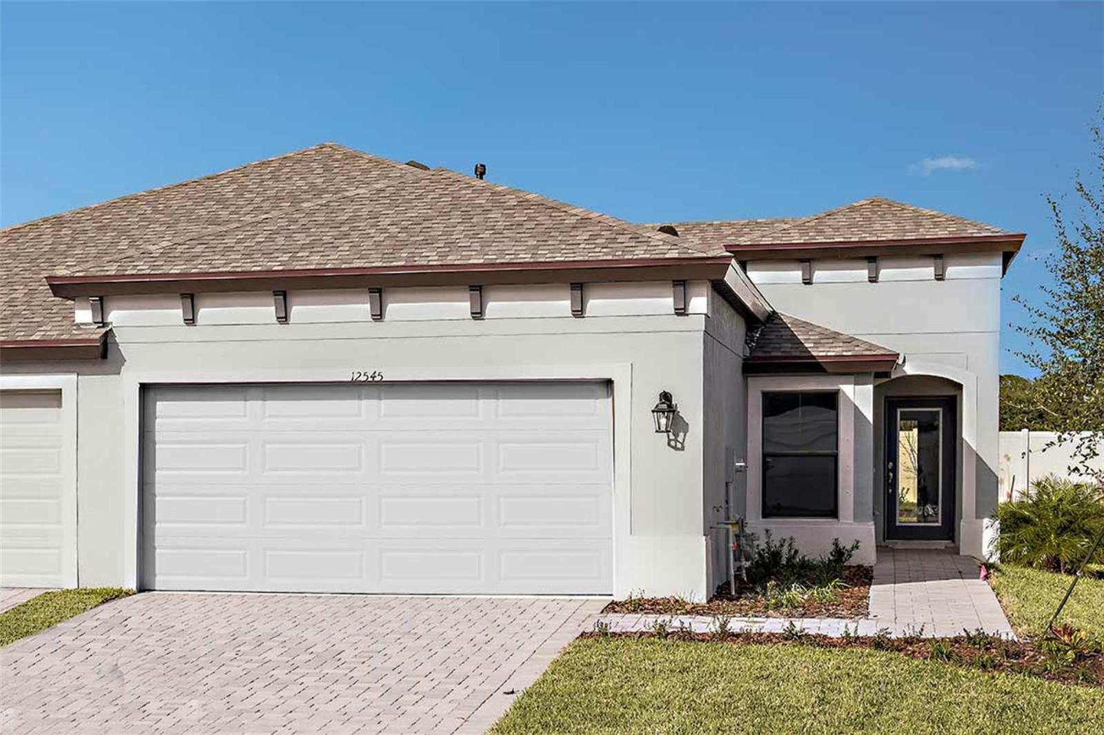 Property Photo: 12448 Oak Hill Way FL 34219