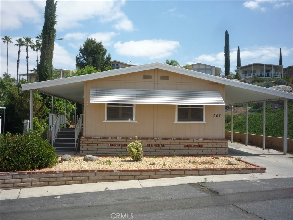 Property Photo:  1536 S State Street 207  CA 92543 