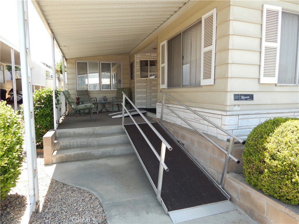 Property Photo:  10622 Bryant Street 34  CA 92399 