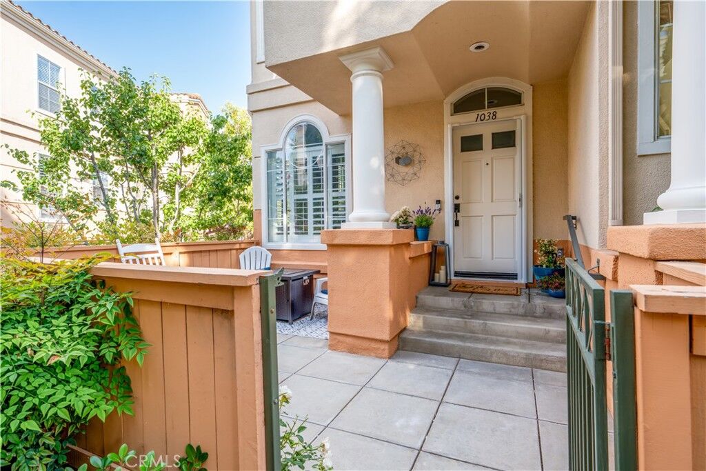 Property Photo: 1038 S Rossano Way CA 92808