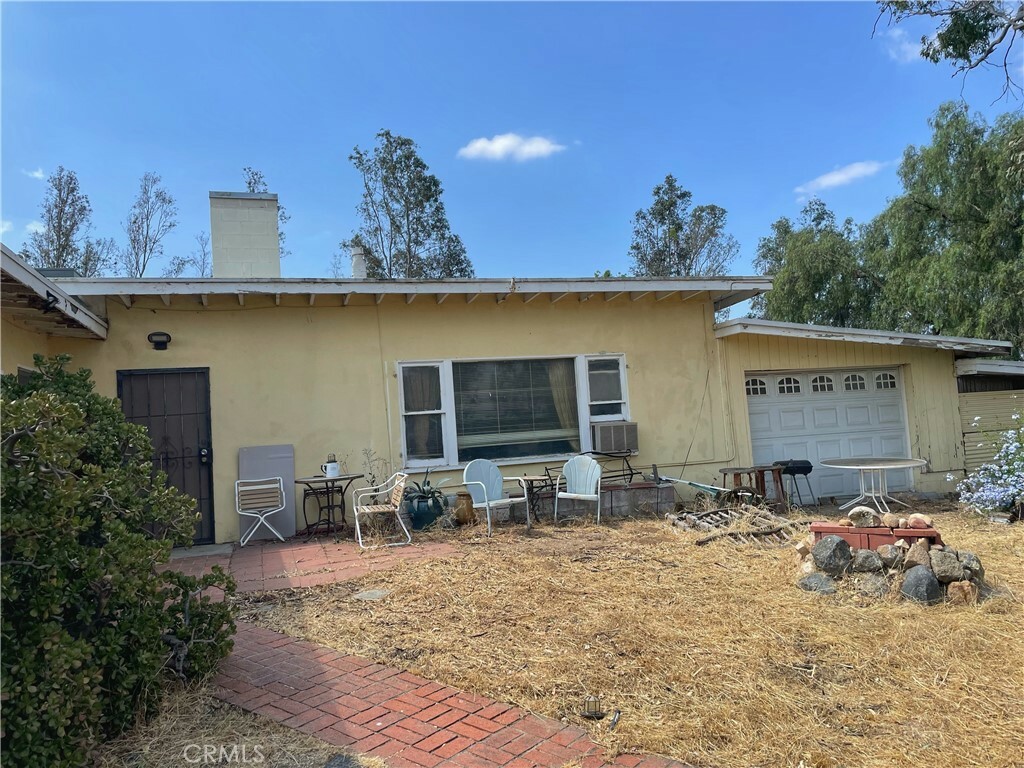 Property Photo:  990 5th Street  CA 92860 