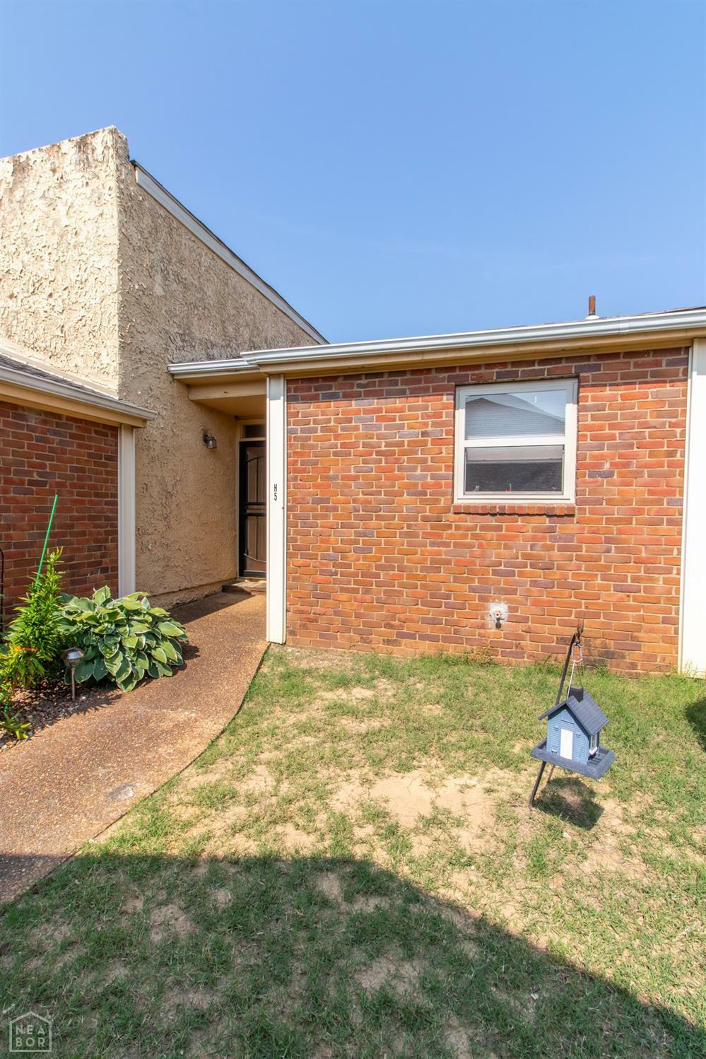 Property Photo:  2117 Browns Lane  AR 72401 