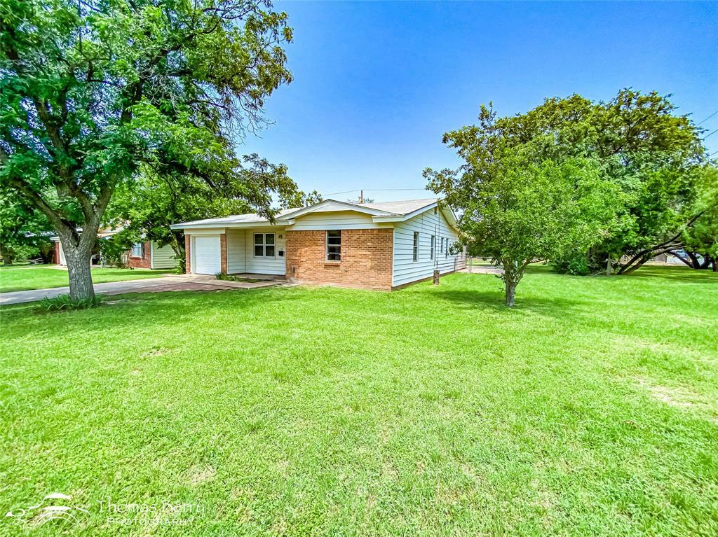 Property Photo:  2625 Woodard Street  TX 79605 