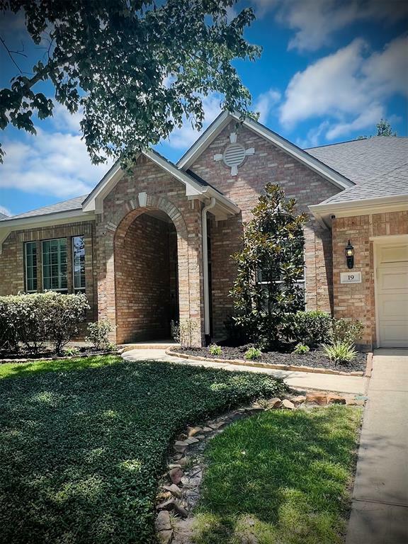 19 Murmuring Creek Place  Conroe TX 77385 photo