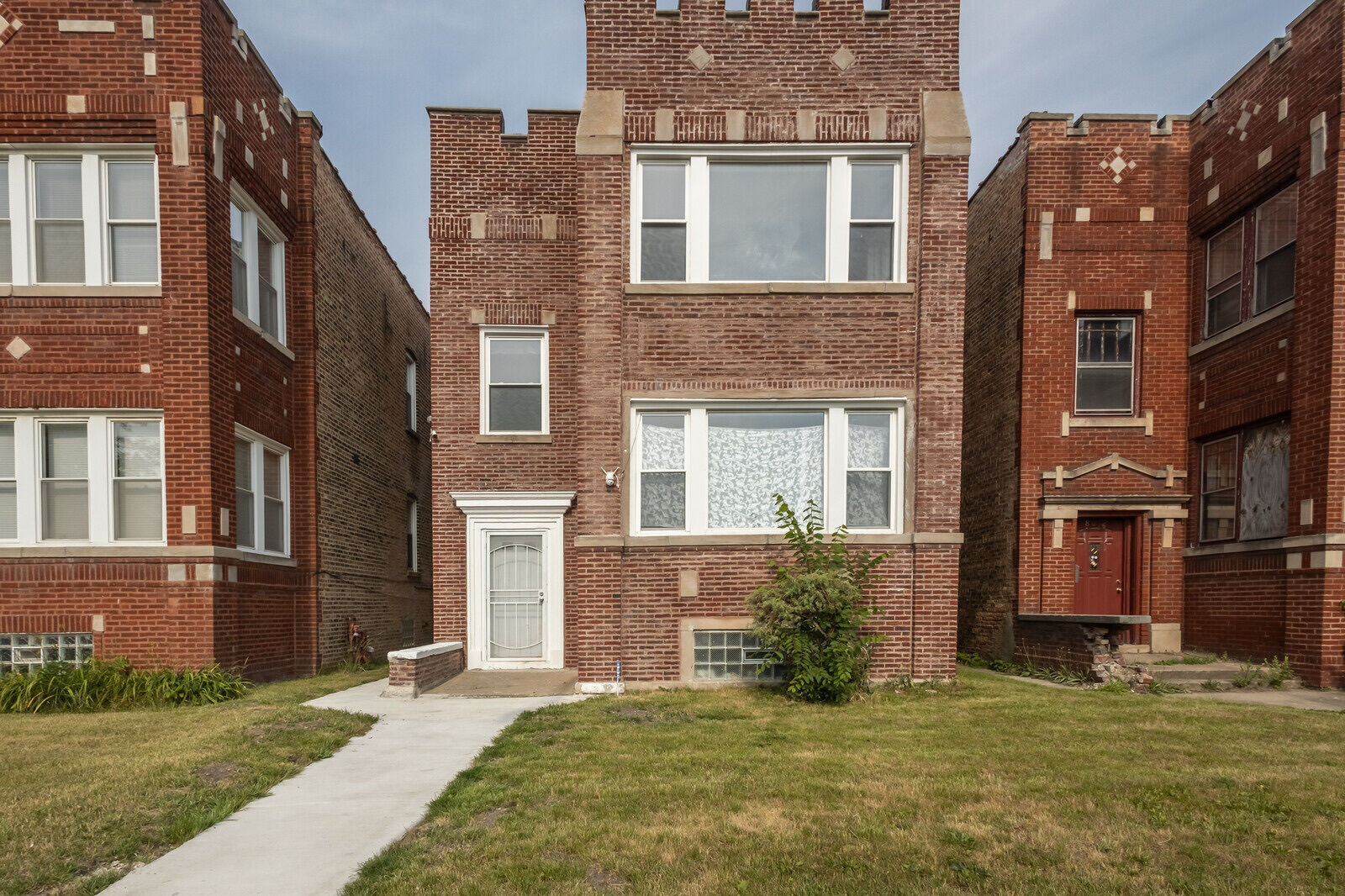 Property Photo: 8014 S Jeffery Boulevard IL 60617