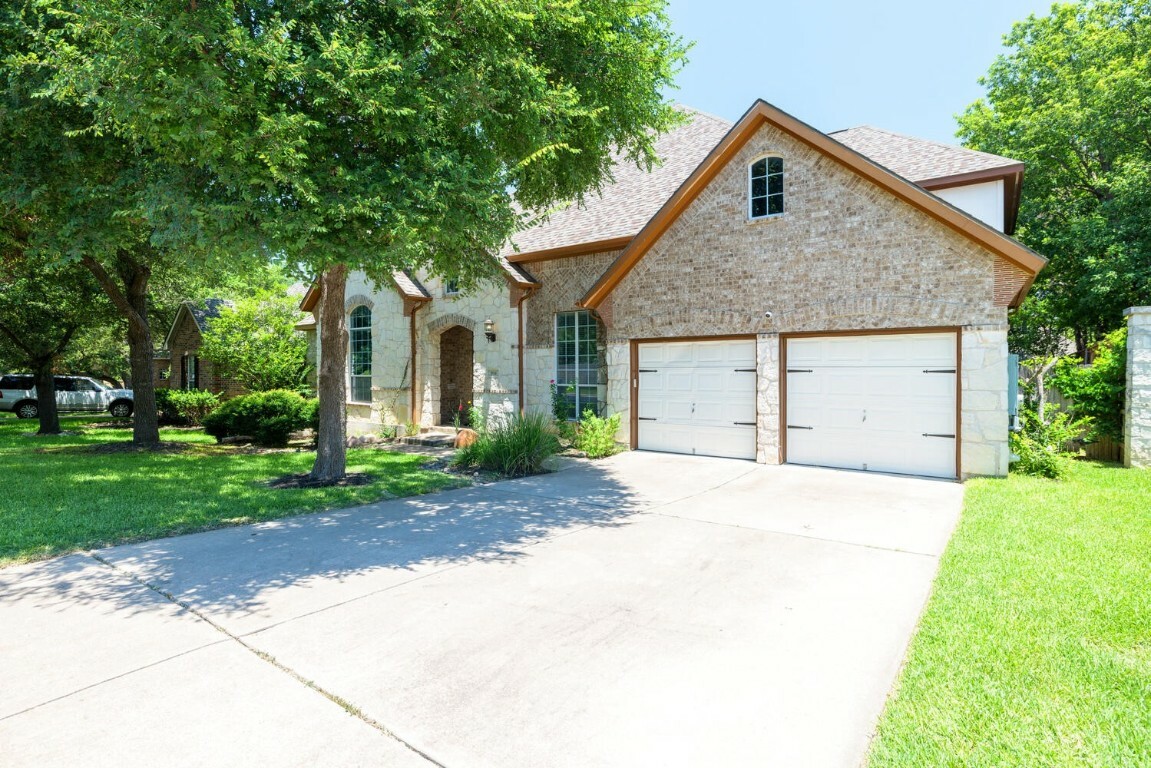 1814 Bluffwood Place  Round Rock TX 78665 photo