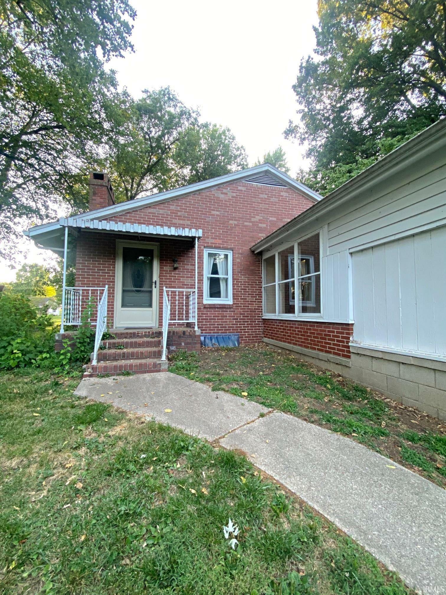 Property Photo: 216 Apraw Road IN 47501